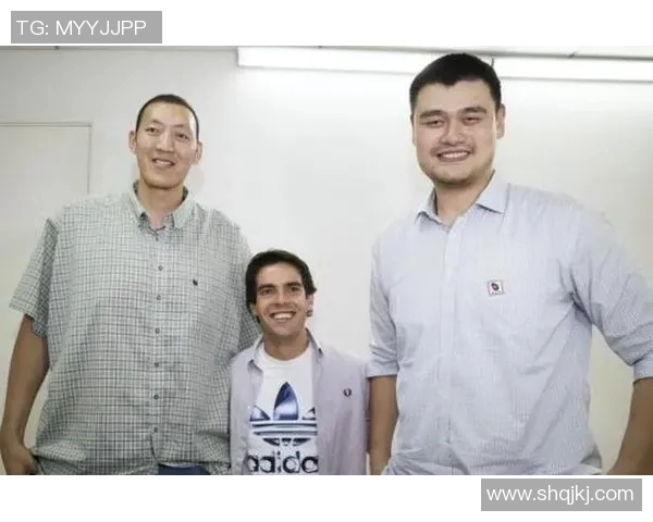 姚明头部比例解析：如何影响他的篮球生涯与公众形象