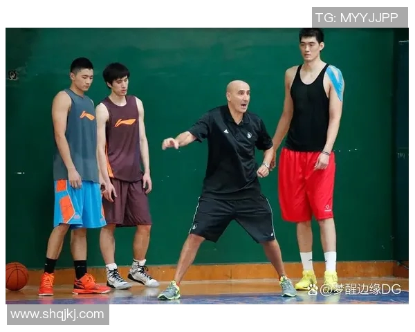 文班对位姚明的传奇对决揭示篮球新旧时代的碰撞与传承