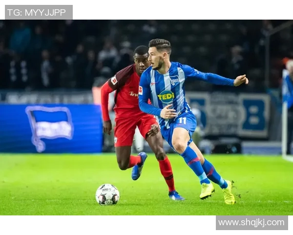 柏林赫塔主场胜利，德甲领头羊继续领跑